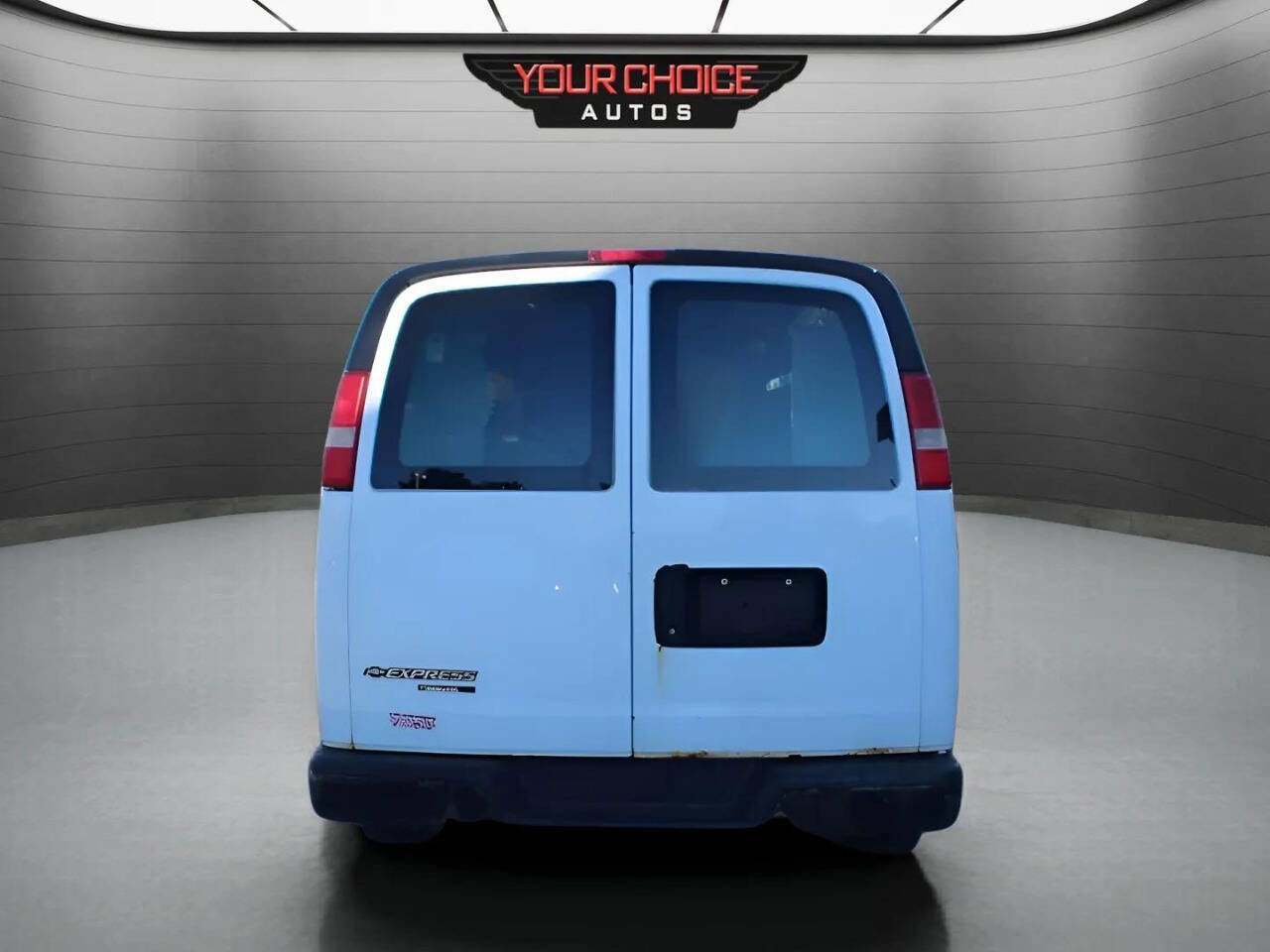 Used 2012 Chevrolet Express 1500 AWD image 5