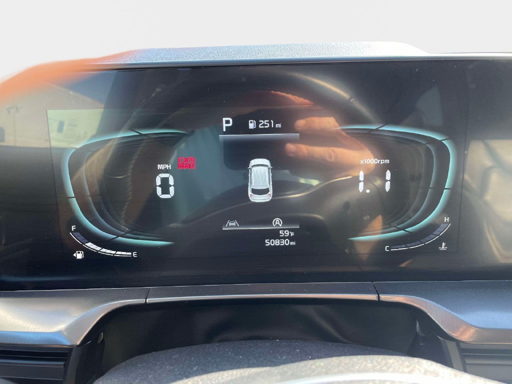 Used 2025 Kia Telluride S FWD image 26