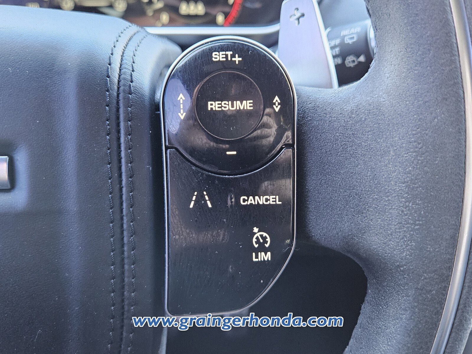 Used 2019 Land Rover Range Rover Sport HST AWD/4WD image 20