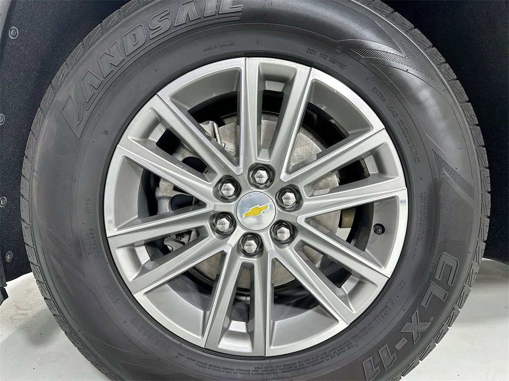 Used 2023 Chevrolet Traverse LT image 11