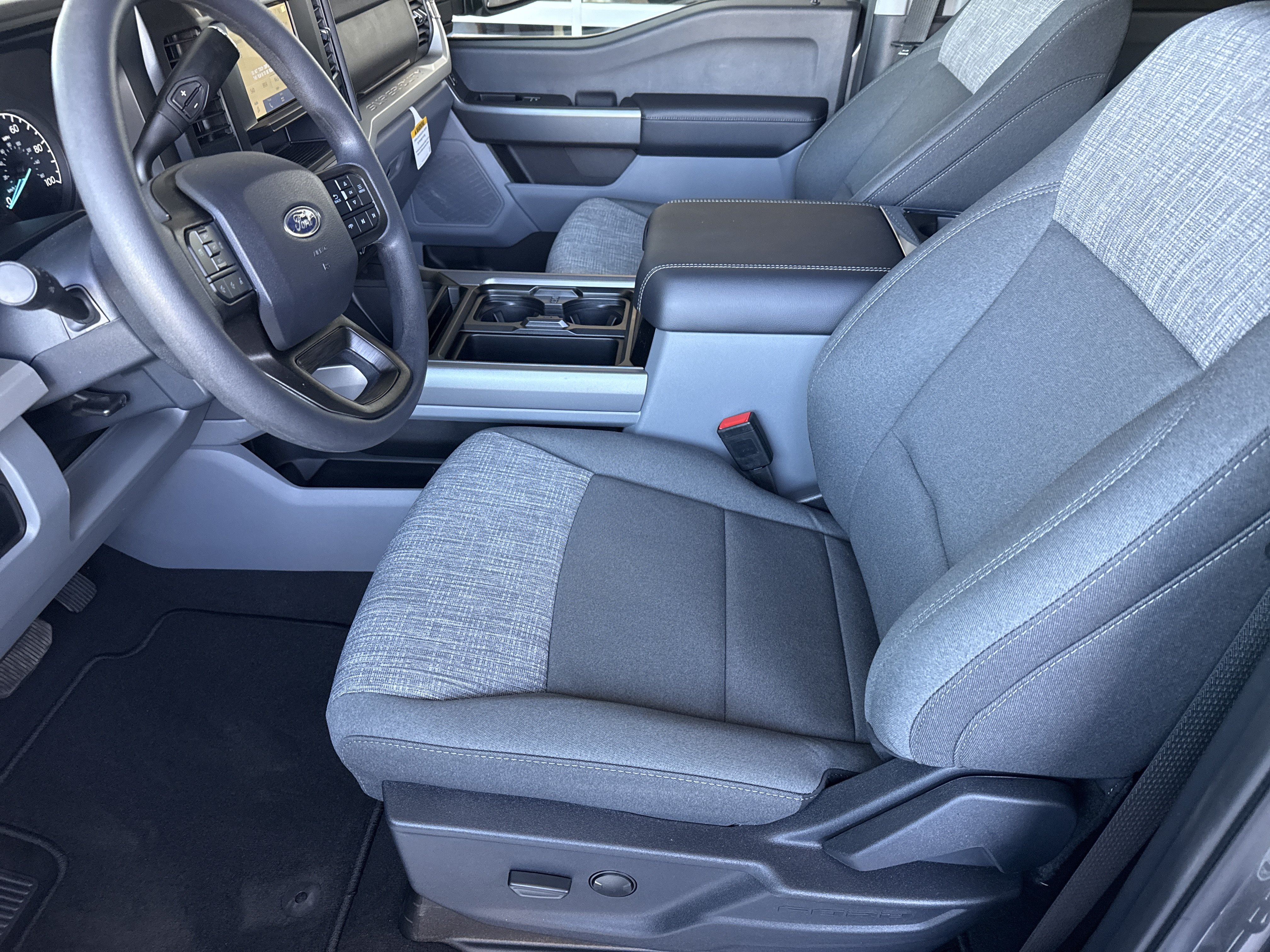 New 2026 Ford F350 XLT AWD/4WD image 17