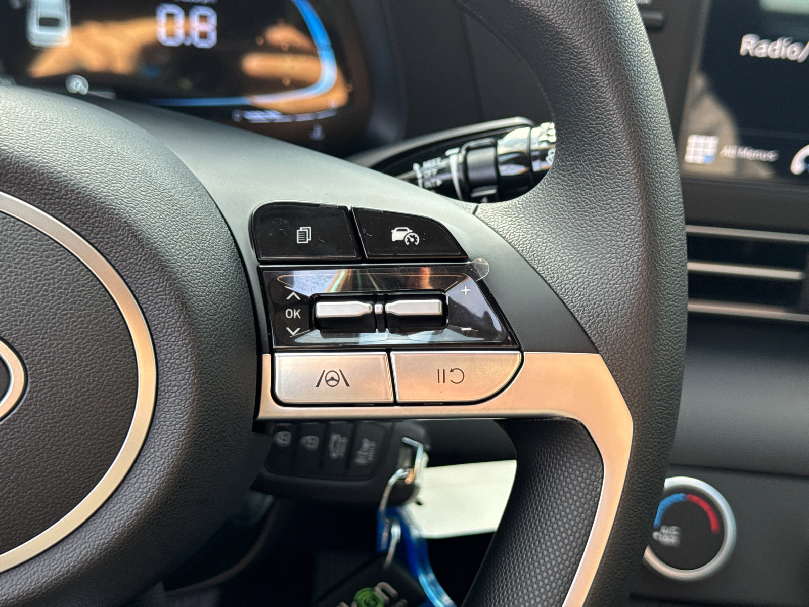 New 2026 Hyundai Elantra SE w/ Cargo Package image 18