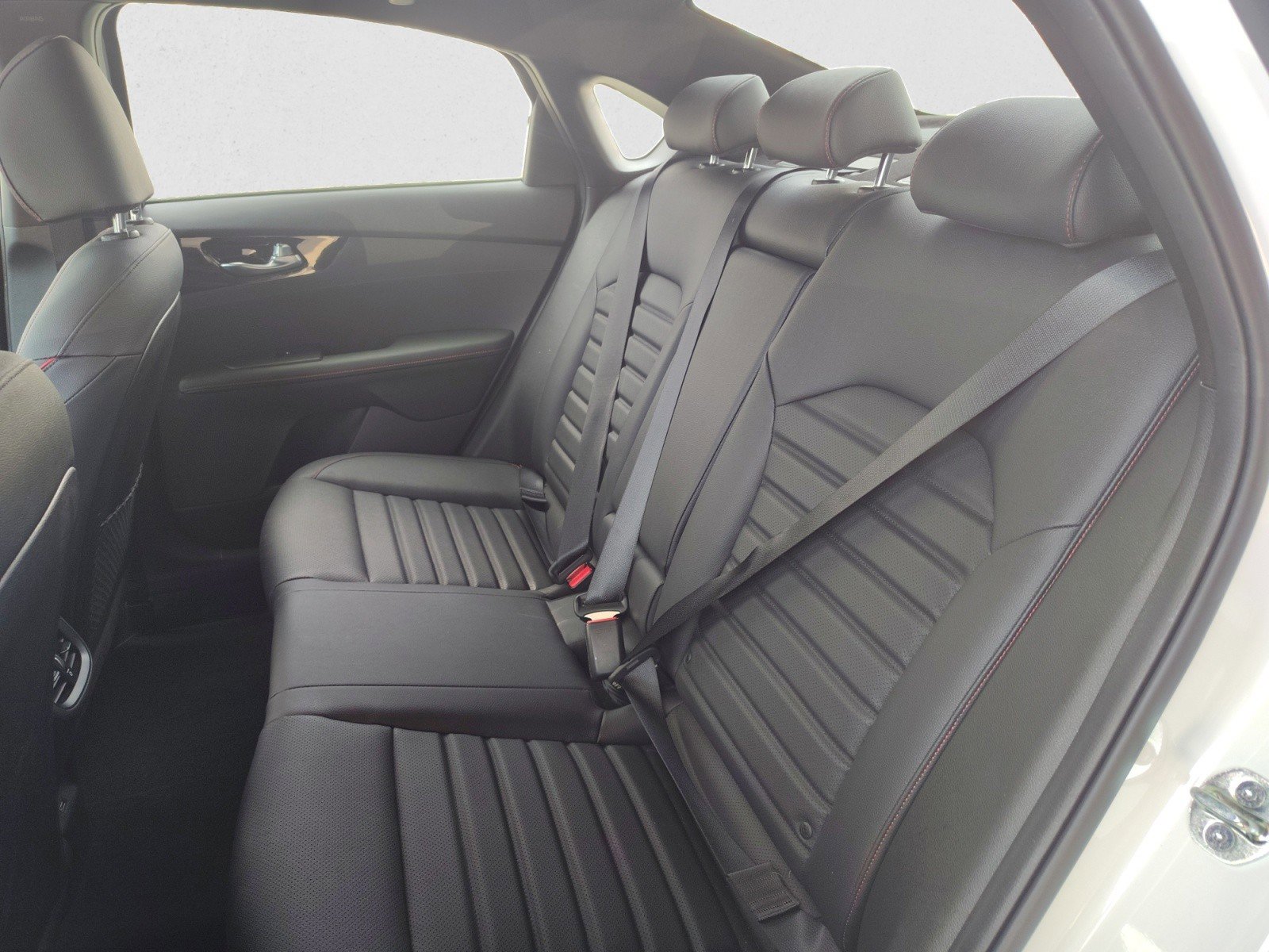 Used 2023 Kia Forte GT w/ GT2 Package image 18