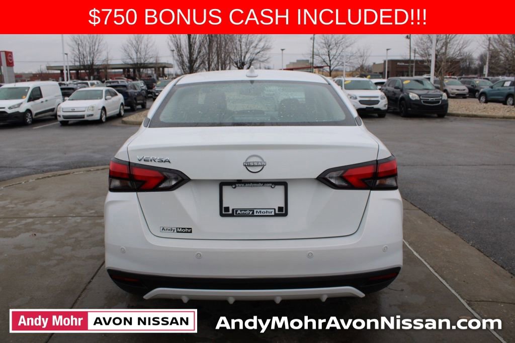 New 2025 Nissan Versa SV w/ Trunk Package image 4