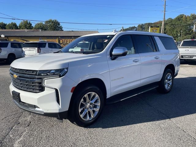 Used 2023 Chevrolet Suburban Premier image 9