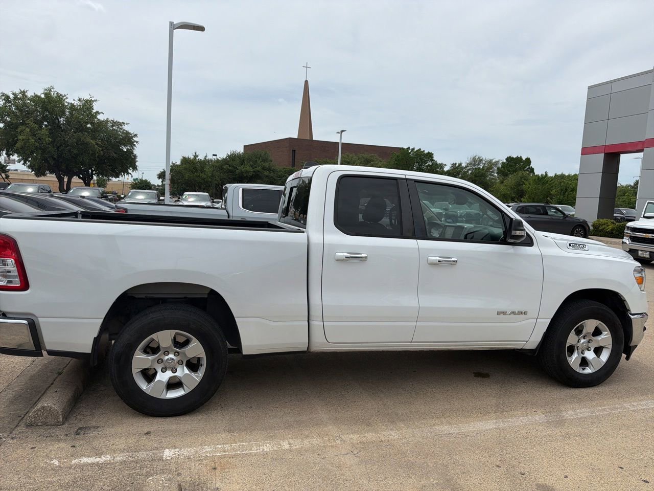 Used 2020 RAM 1500 Big Horn RWD image 3