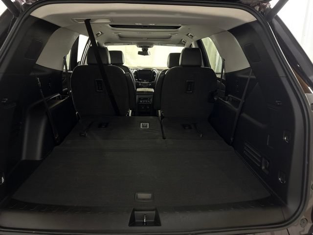 Used 2020 Chevrolet Traverse Premier w/ LPO, Floor Liner Package FWD image 13