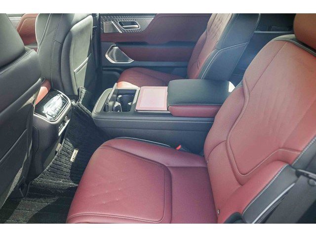 New 2026 INFINITI QX80 Autograph image 18