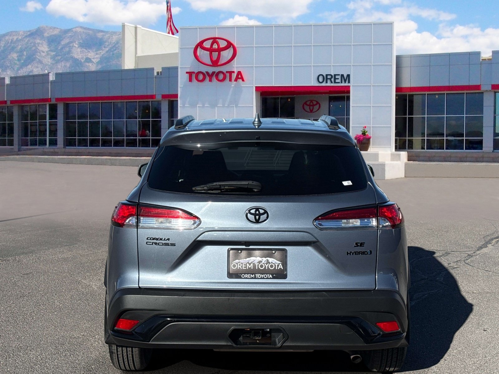 Used 2024 Toyota Corolla Cross AWD Hybrid image 4
