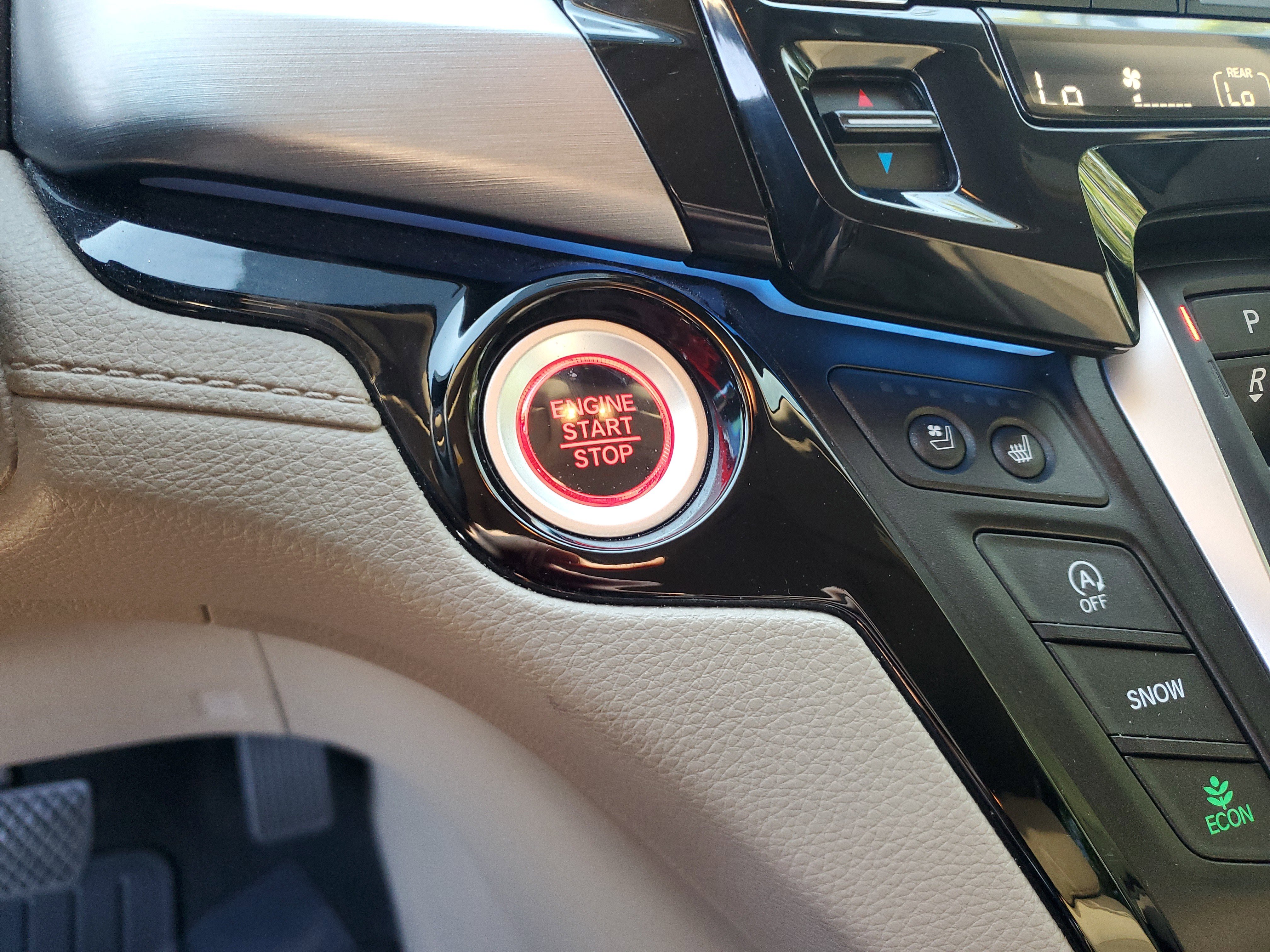 Used 2018 Honda Odyssey Elite image 25