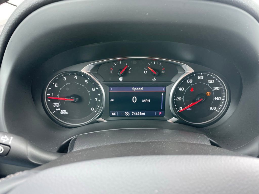 Used 2023 GMC Terrain SLT image 9