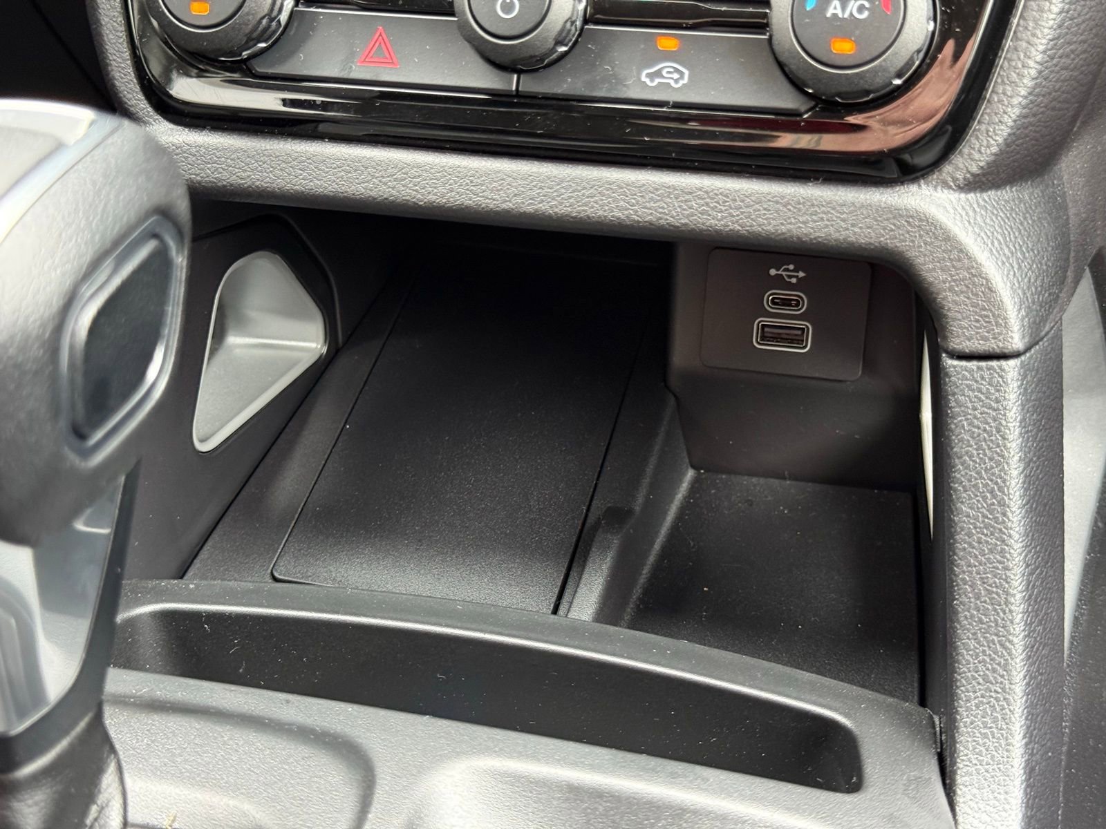 Used 2025 Ford Ranger Lariat w/ FX4 Off-Road Package AWD/4WD image 24