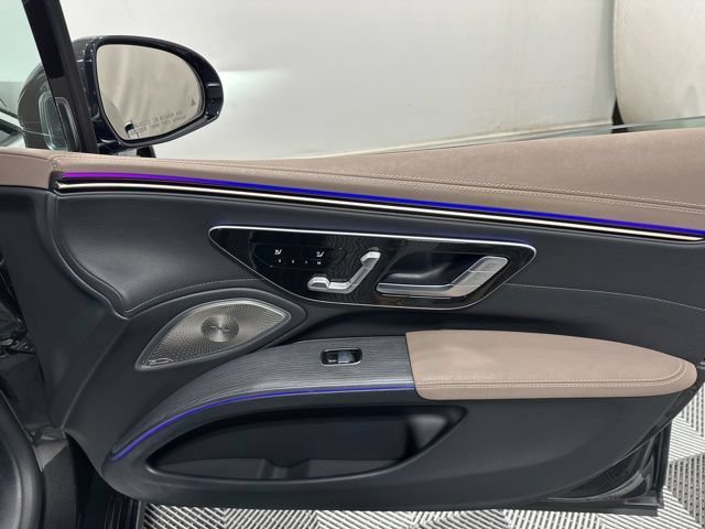 Certified 2023 Mercedes-Benz EQS 580 4MATIC Sedan image 32
