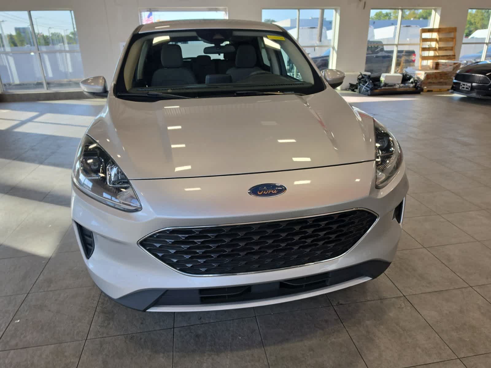 Used 2020 Ford Escape SE AWD/4WD image 2