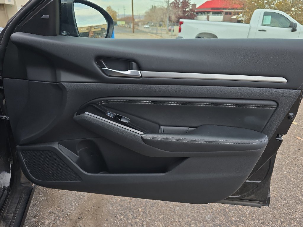 Used 2023 Nissan Altima 2.5 SL image 24