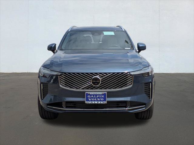 New 2026 Volvo XC90 T8 Plus w/ Protection Package AWD/4WD image 4