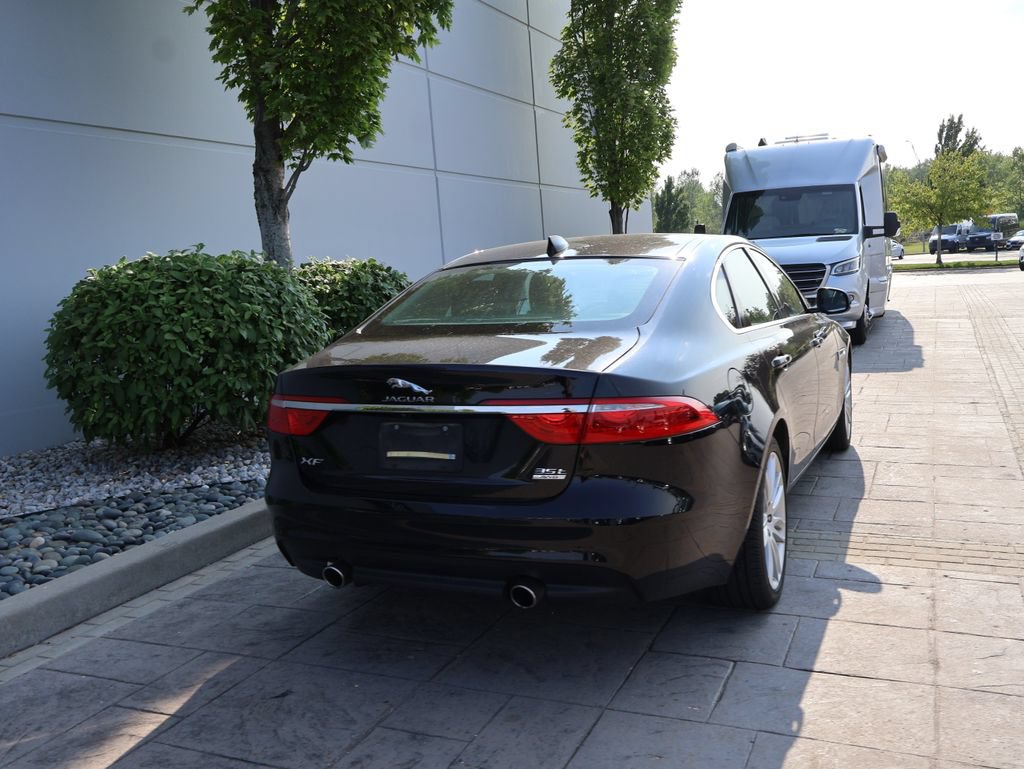 Used 2016 Jaguar XF Prestige AWD/4WD image 6