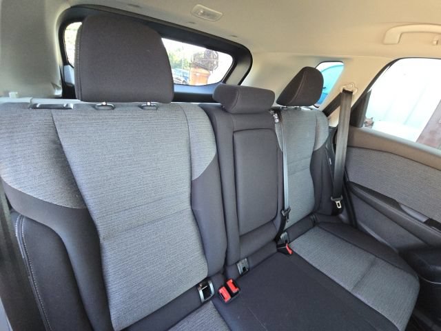 Used 2023 Nissan Rogue SV FWD image 15