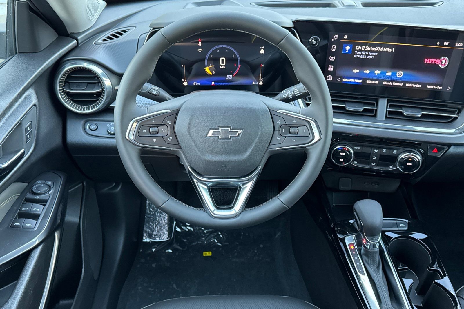 New 2026 Chevrolet Trax ACTIV w/ Driver Confidence Package image 13