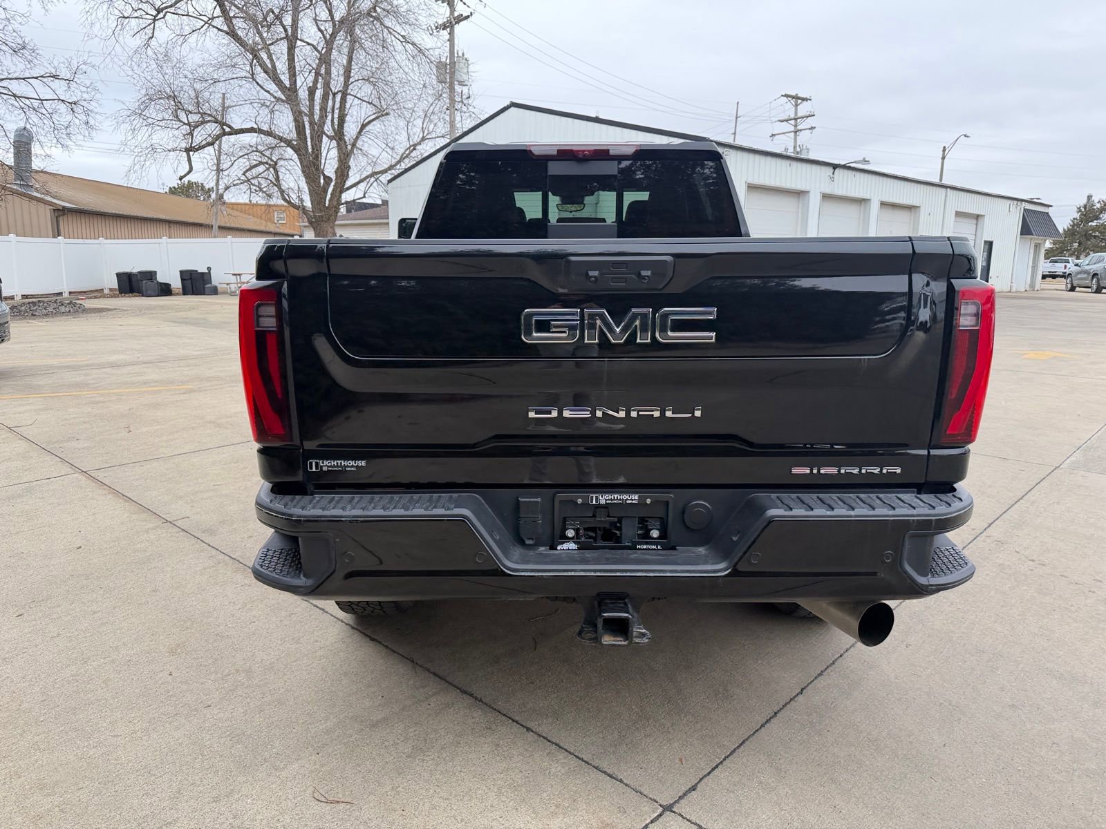 Used 2025 GMC Sierra 2500 Denali Ultimate image 30