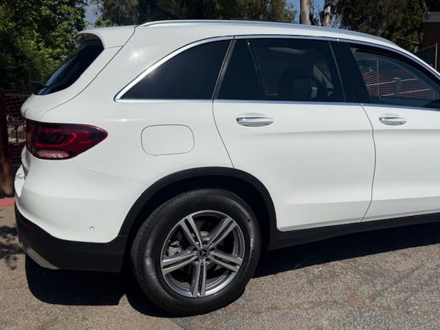 Used 2021 Mercedes-Benz GLC 300 image 16