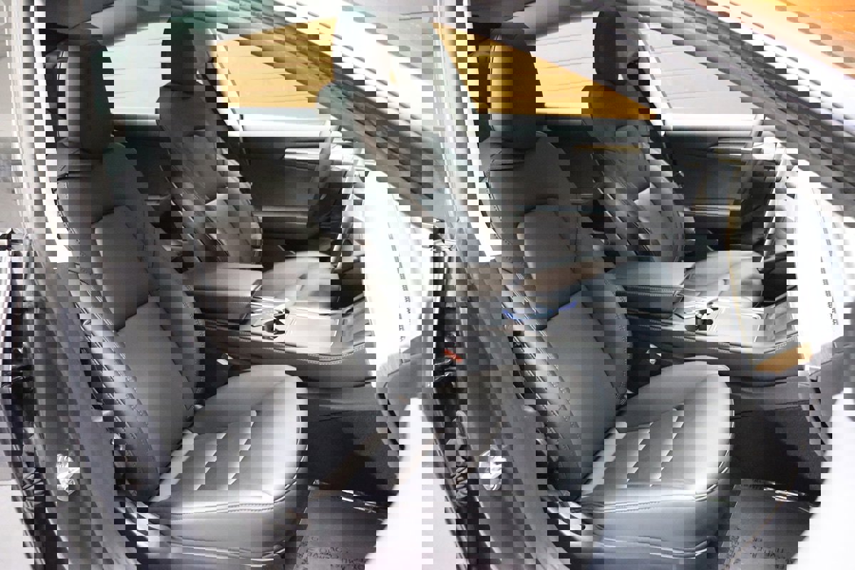 Used 2023 Tesla Model 3 Standard Range image 58