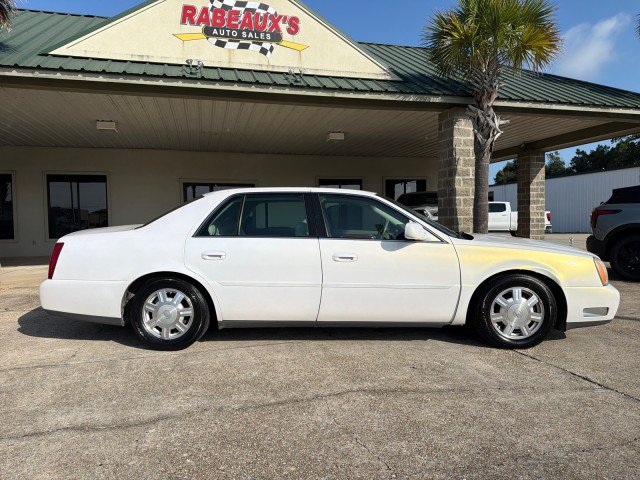 Used 2005 Cadillac De Ville w/ Equipment Group FWD image 3