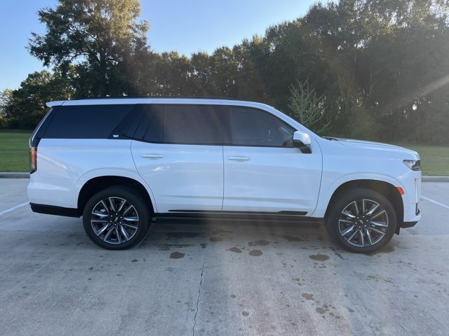 Used 2024 Cadillac Escalade Sport Platinum w/ Heavy-Duty Trailer Package image 11