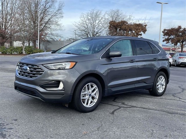 Used 2022 Ford Edge SEL image 1