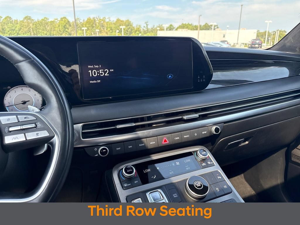 Certified 2024 Hyundai Palisade Calligraphy FWD image 17
