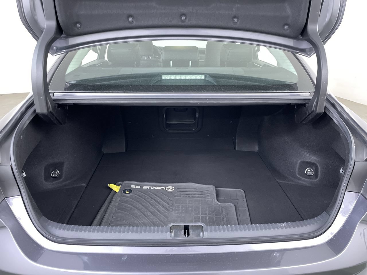 Used 2021 Lexus ES 350 w/ Accessory Package FWD image 21