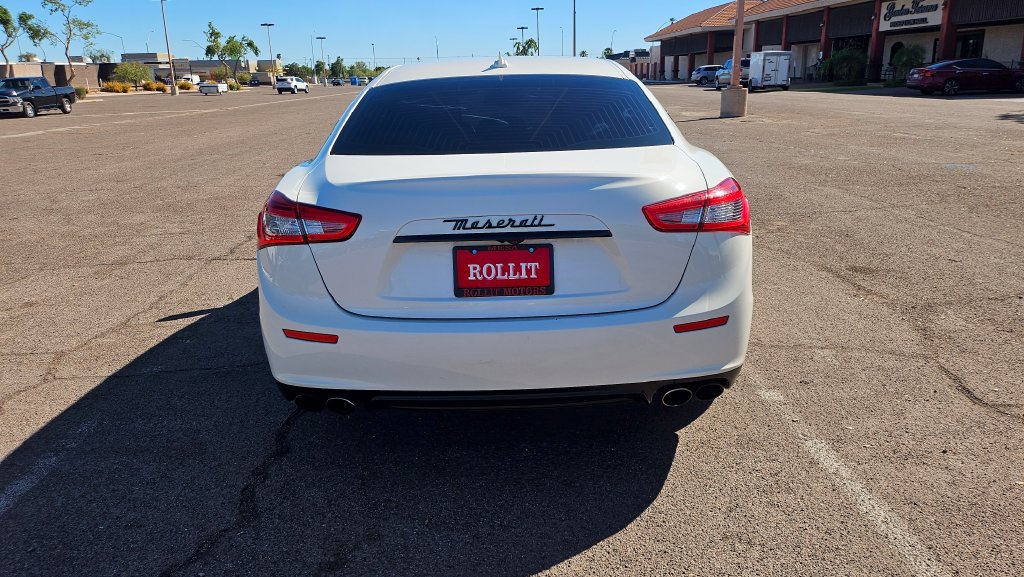 Used 2016 Maserati Ghibli RWD image 9