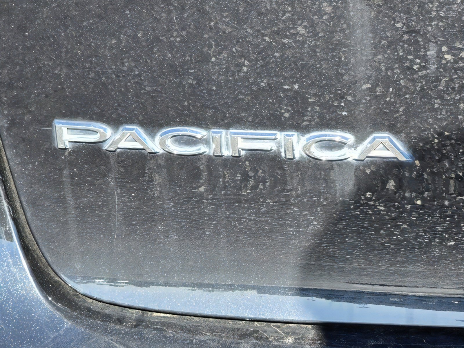 Used 2020 Chrysler Pacifica Limited image 24