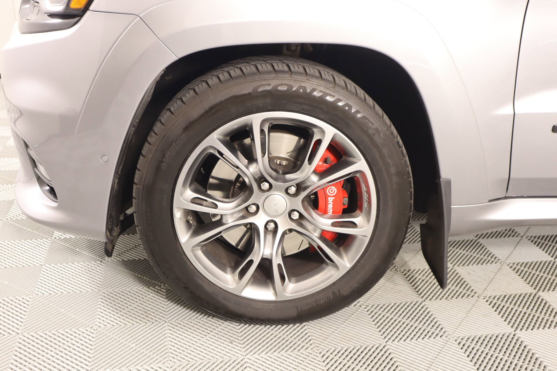 Used 2020 Jeep Grand Cherokee SRT w/ Trailer Tow Group IV image 18