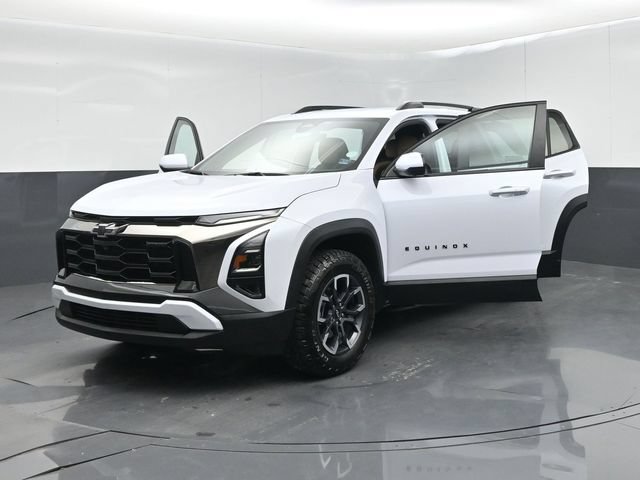 Used 2026 Chevrolet Equinox ACTIV w/ Convenience Package III FWD image 61