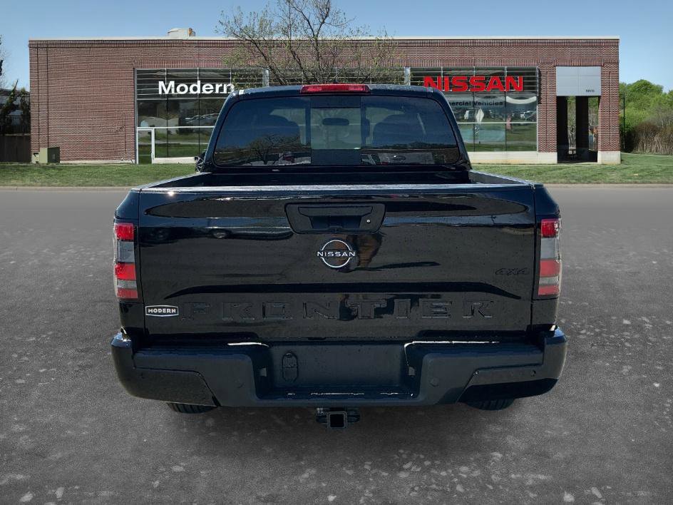 New 2026 Nissan Frontier SV image 3