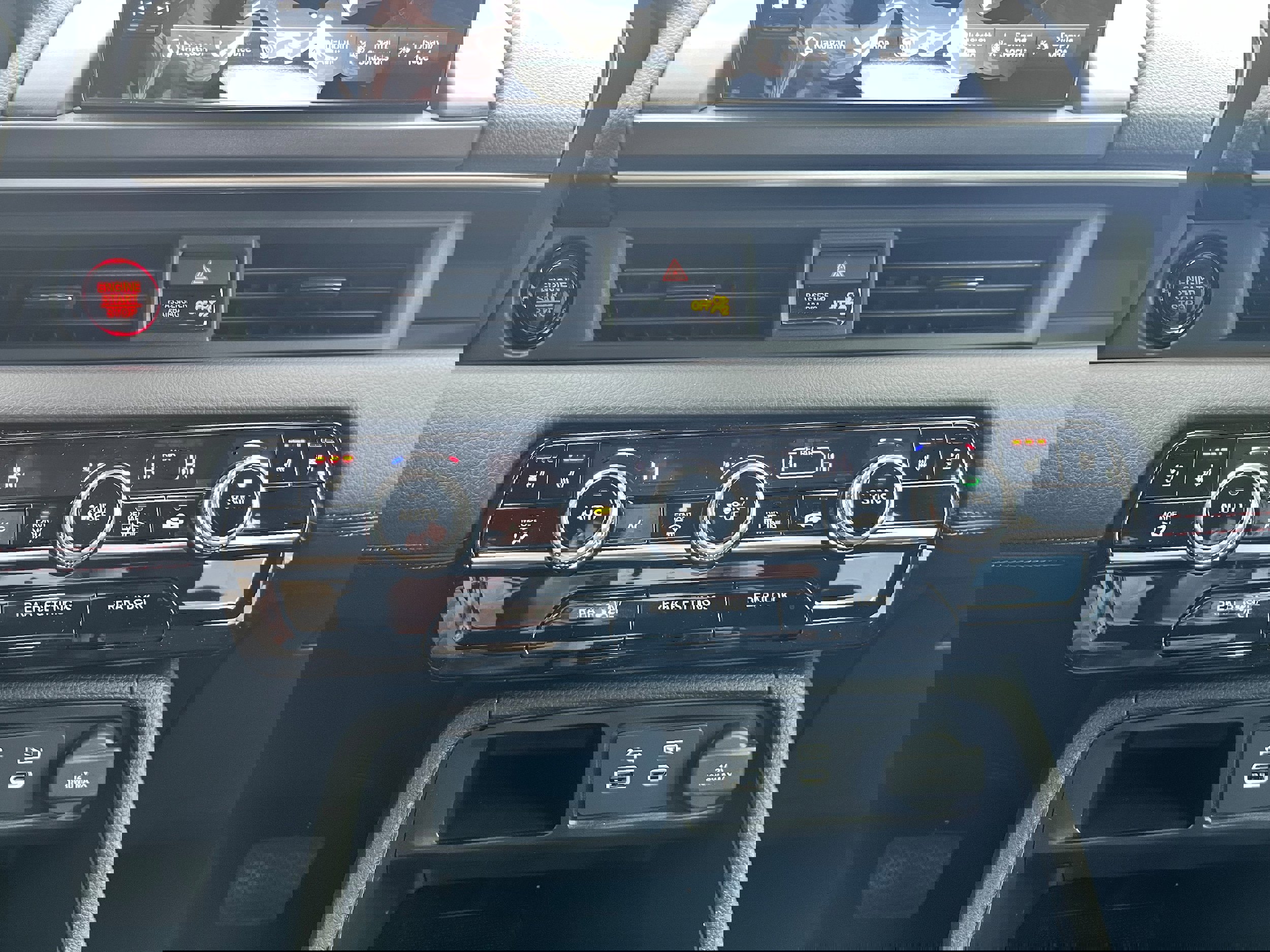 New 2025 Honda Pilot Black Edition image 16