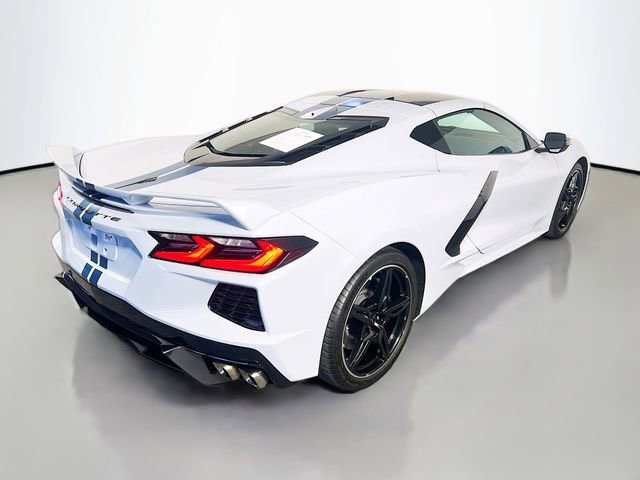 Used 2022 Chevrolet Corvette Stingray Premium Cpe w/ Z51 Performance Package RWD image 8