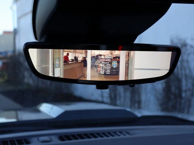 Certified 2023 Chevrolet Silverado 1500 ZR2 w/ Technology Package image 34