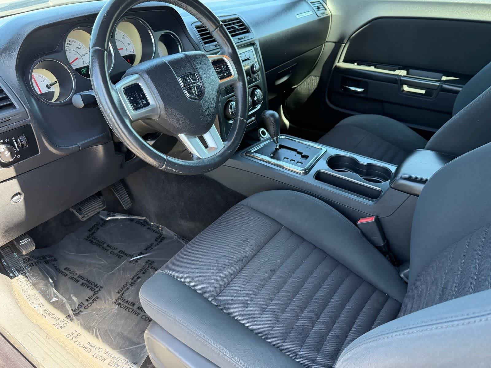 Used 2011 Dodge Challenger image 16