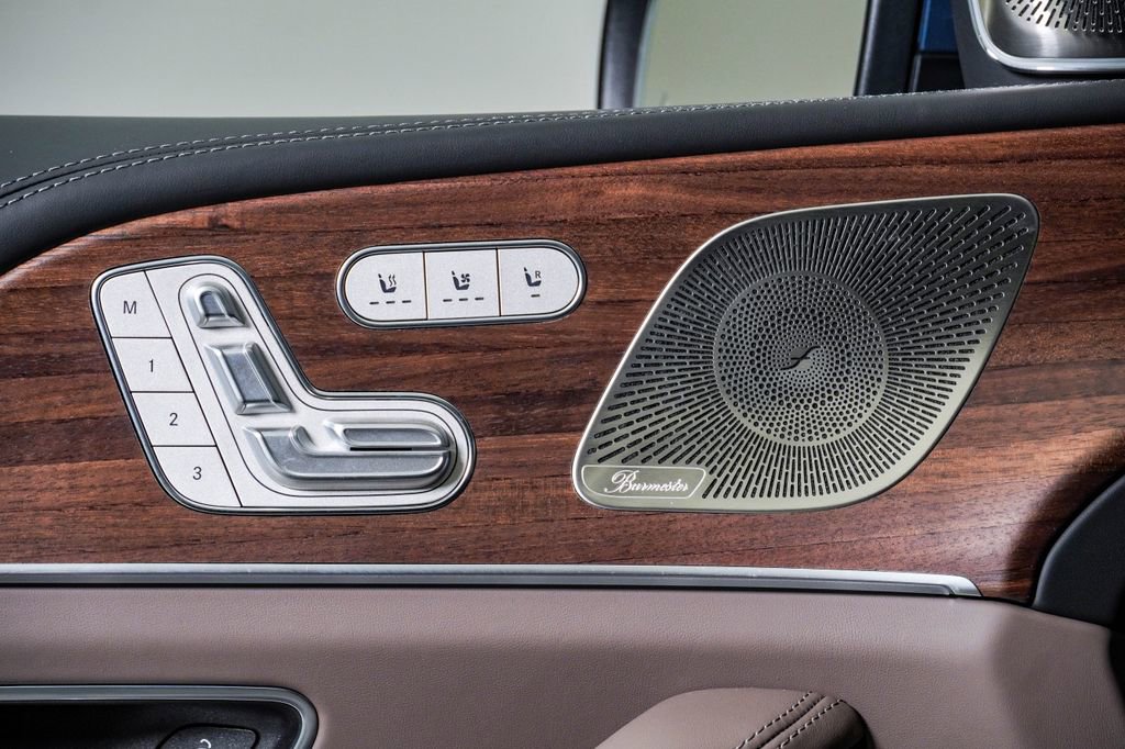 Used 2026 Mercedes-Benz Maybach GLS 600 4MATIC image 41