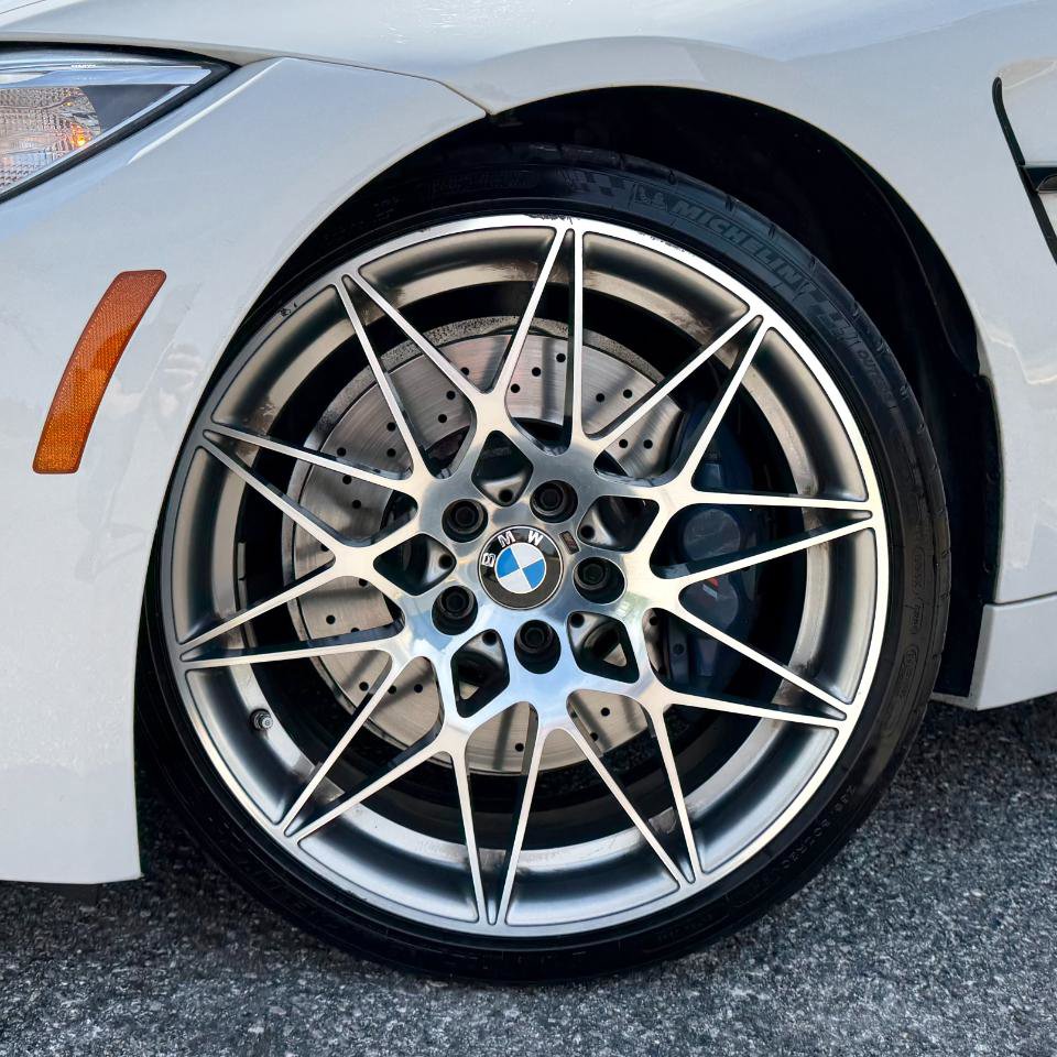 Used 2017 BMW M4 Convertible RWD image 30