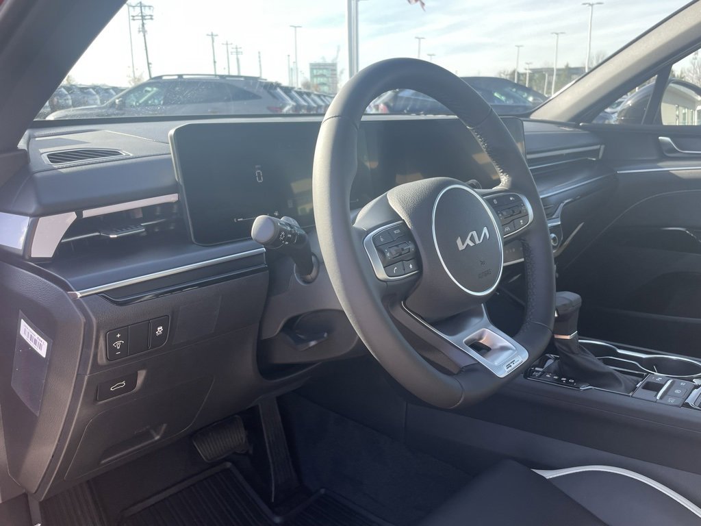 New 2026 Kia K5 GT-Line image 9