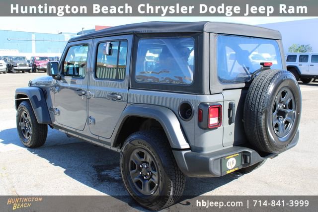 Used 2023 Jeep Wrangler Sport image 6