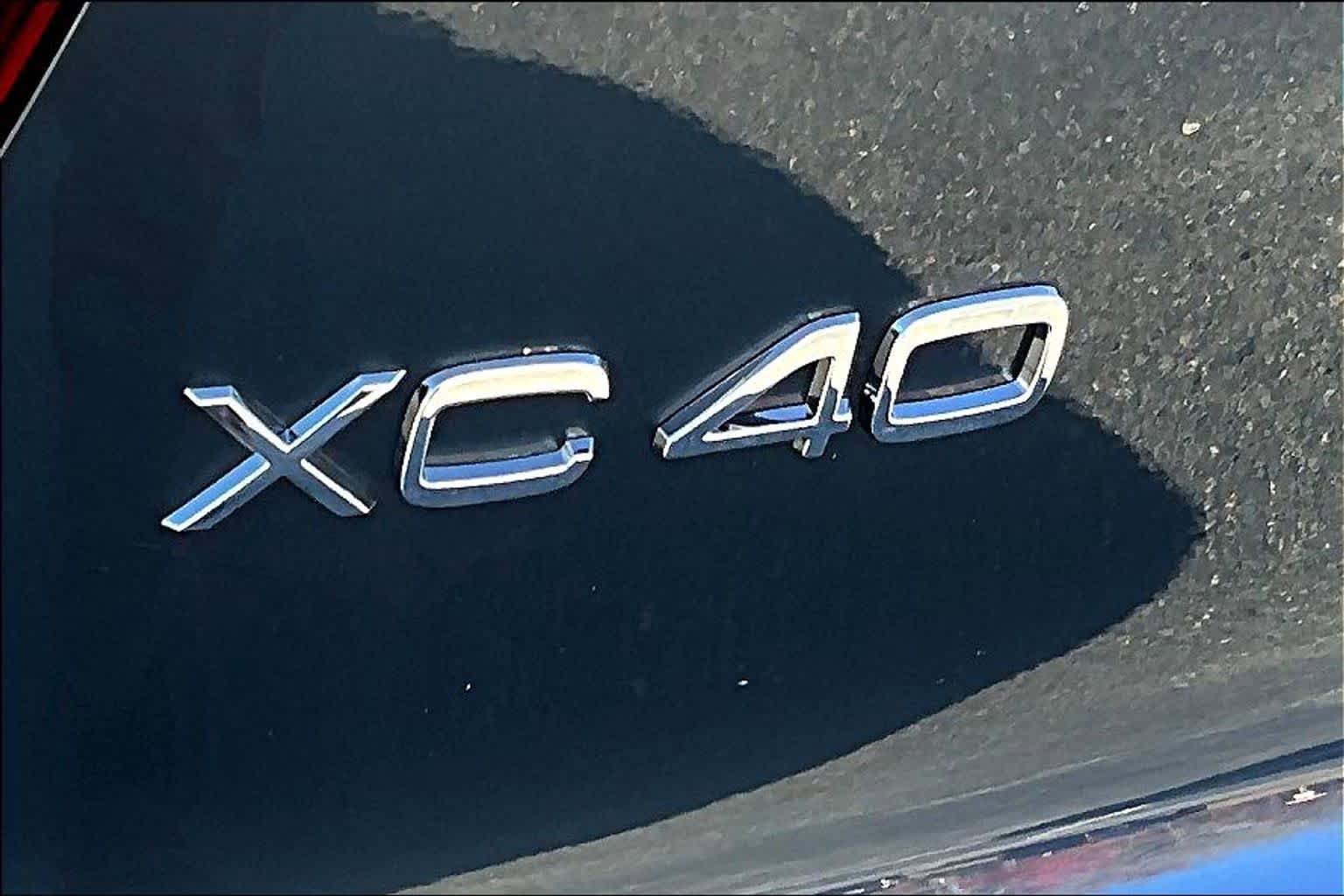 New 2026 Volvo XC40 B5 Ultra w/ Protection Package Premier AWD/4WD image 6