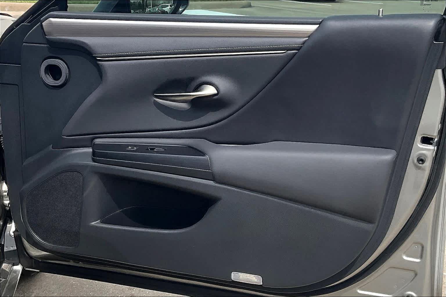 Used 2021 Lexus ES 350 F Sport w/ Accessory Package FWD image 45