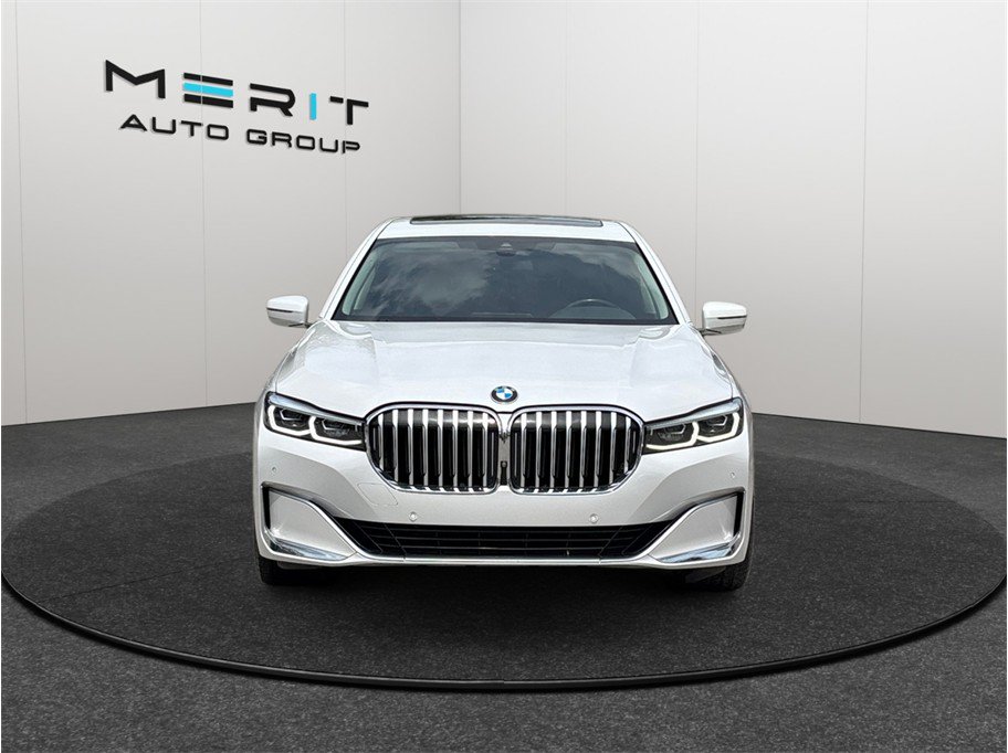Used 2021 BMW 740i RWD image 3