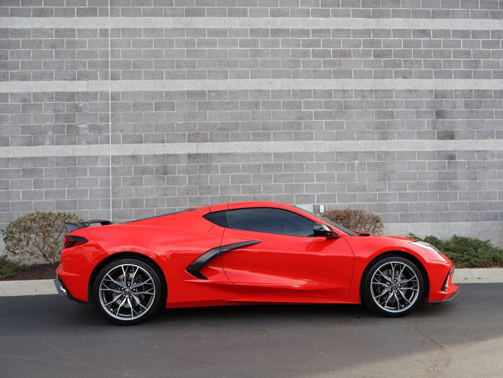 Used 2024 Chevrolet Corvette Stingray Preferred Cpe w/ Z51 Performance Package image 4