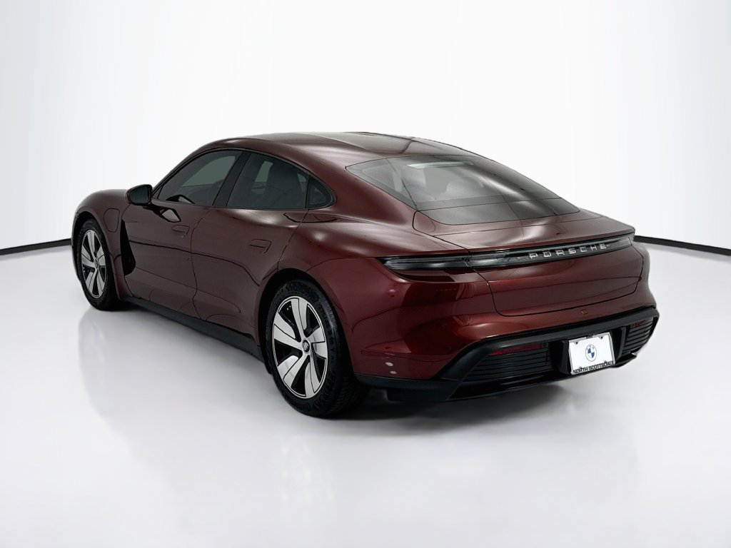 Used 2022 Porsche Taycan RWD image 7