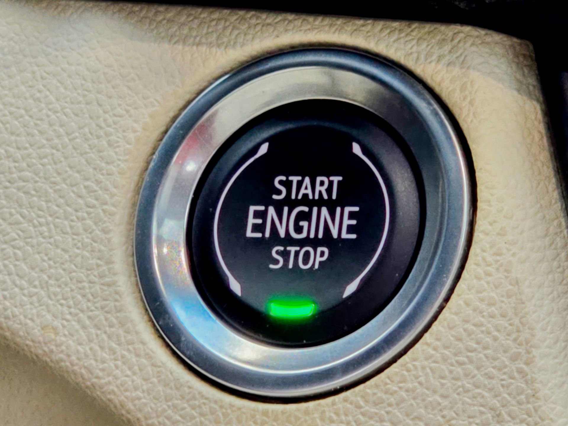 Used 2025 Cadillac CT4 Luxury image 32